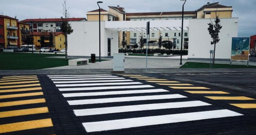 Sicurezza stradale - Quattro attraversamenti pedonali rialzati a Oristano e Silì