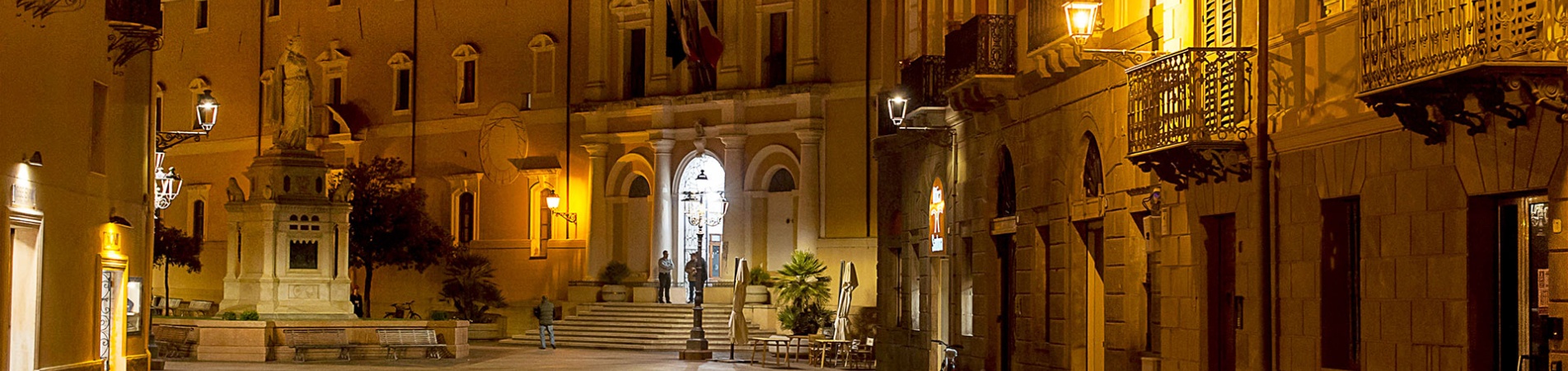 Piazza Eleonora © Dino Zaru Piazza Eleonora © Dino Zaru