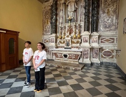 i volontari di monumenti aperti 2023 nella cattedrale di santa maria
