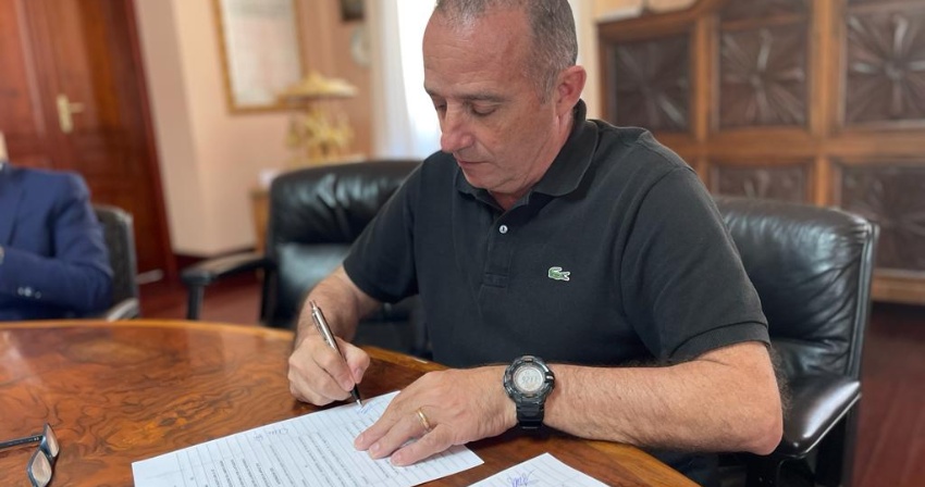 il sindaco lutzu firma l'accordo di programma con RFI