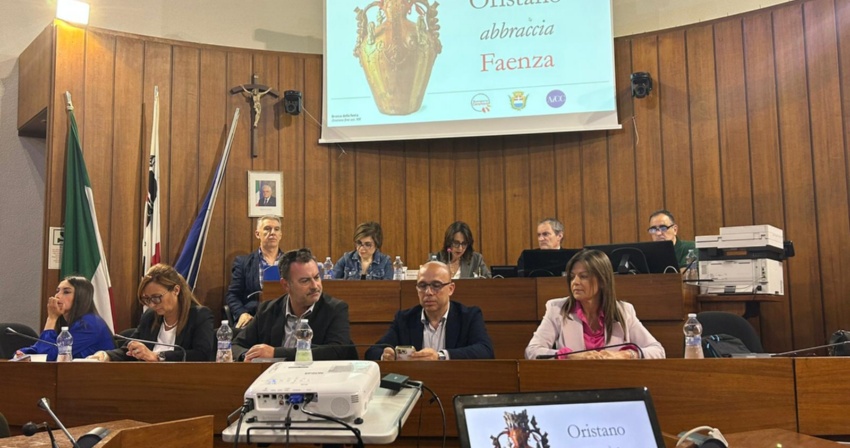 Consiglio comunale - Un minuto di raccoglimento per le vittime dell’alluvione in Emilia Romagna